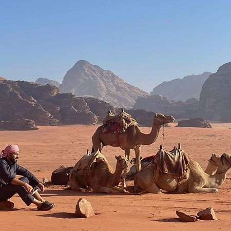 Omar Ghazi Camp Hotell Wadi Rum Exteriör bild