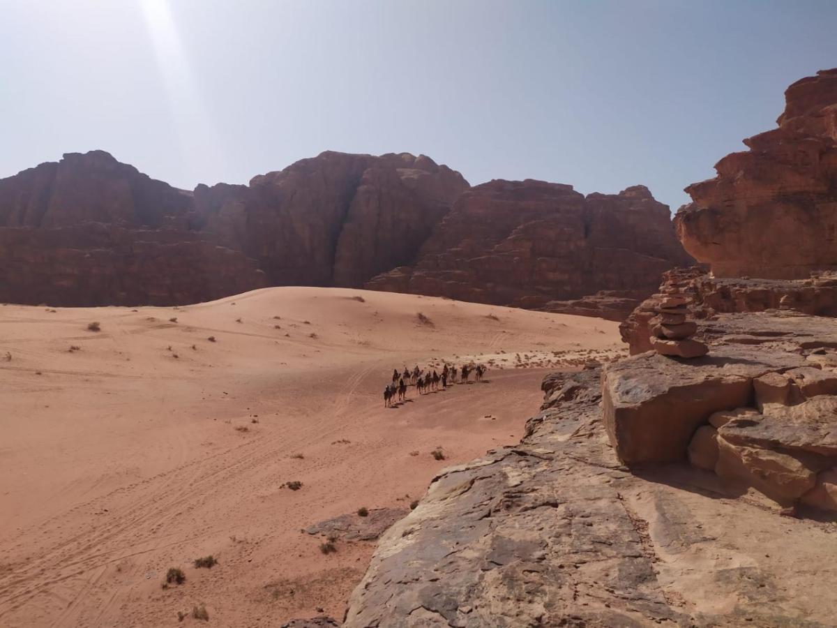 Omar Ghazi Camp Hotell Wadi Rum Exteriör bild