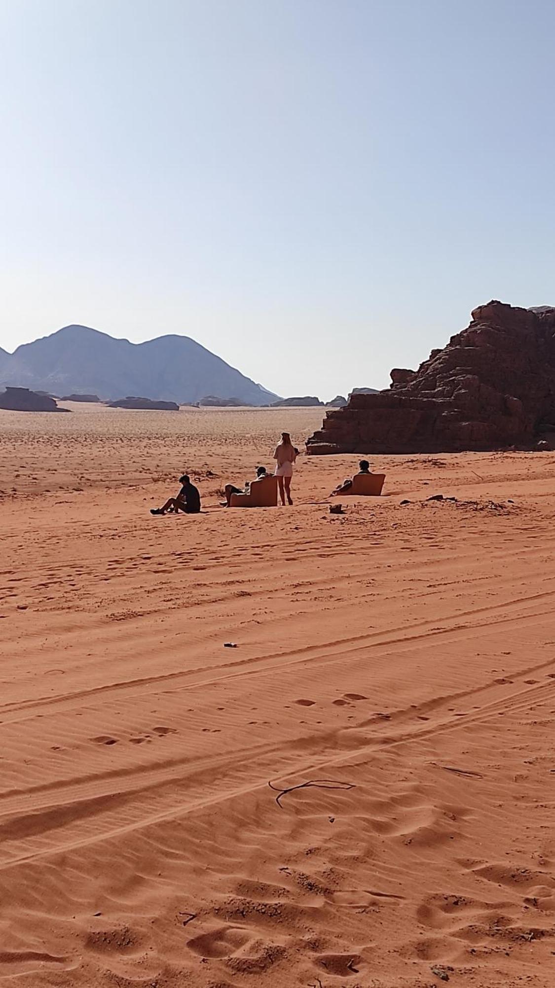 Omar Ghazi Camp Hotell Wadi Rum Exteriör bild
