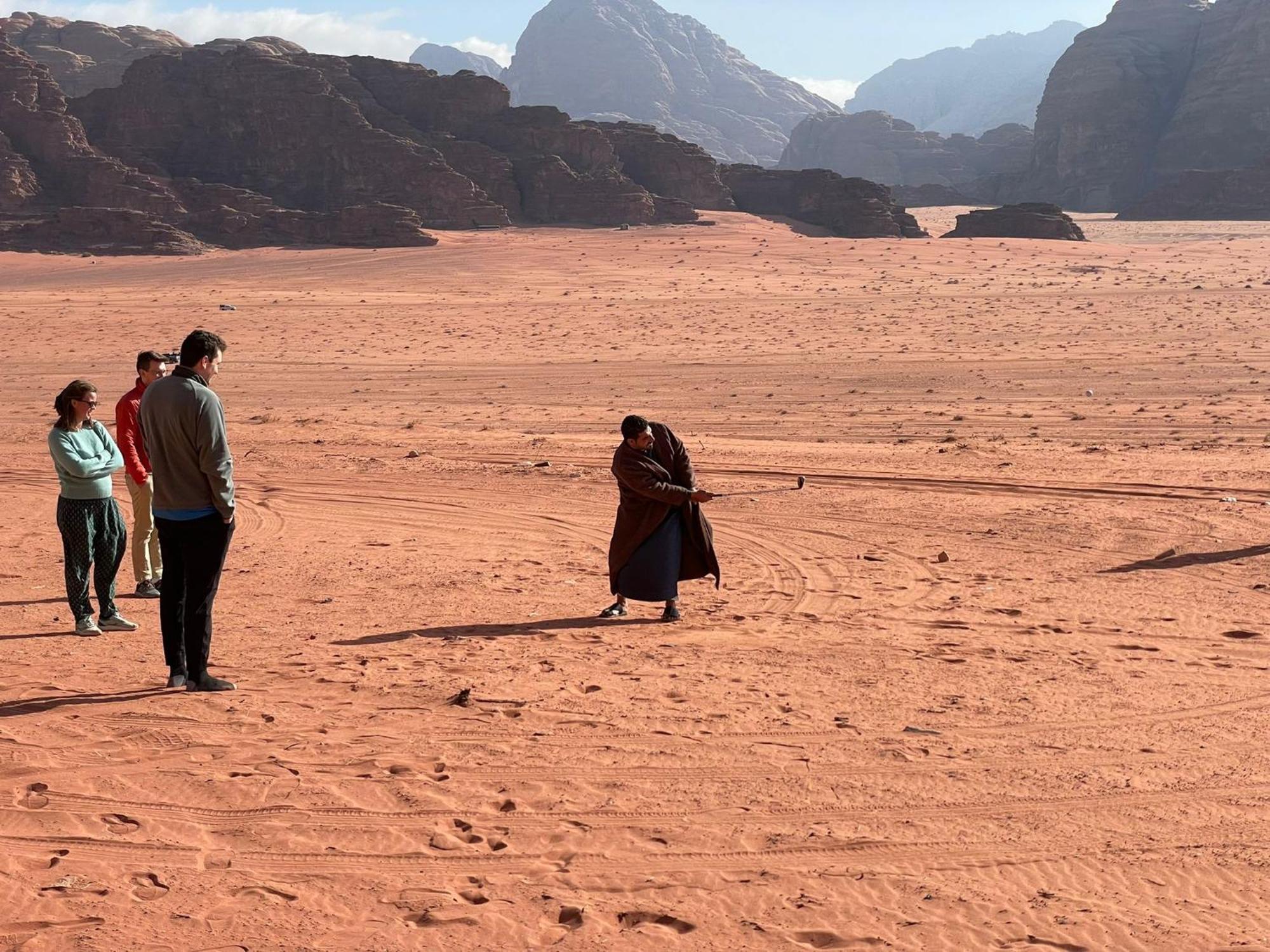 Omar Ghazi Camp Hotell Wadi Rum Exteriör bild