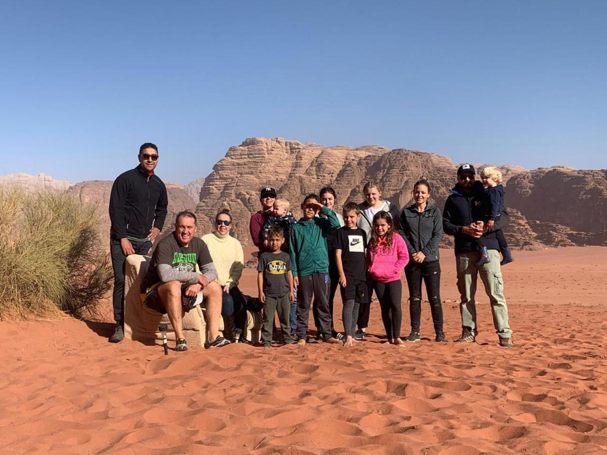 Omar Ghazi Camp Hotell Wadi Rum Exteriör bild